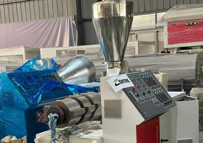 Test Refurbished Second-hand PVC Screw