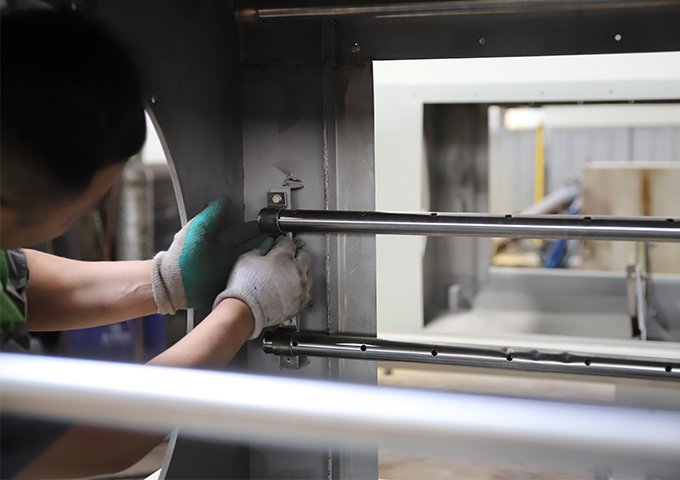 الآلات المستعملة تبدو وكأنها جديدة تمامًا